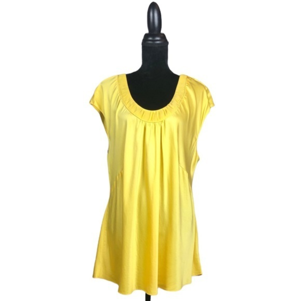 Women's Yellow Scoop Neck Tunic Top